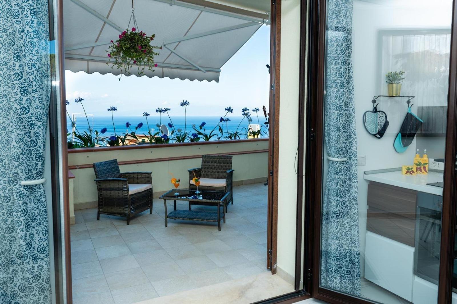 Vista Sicula Taormina Apartment Exterior photo